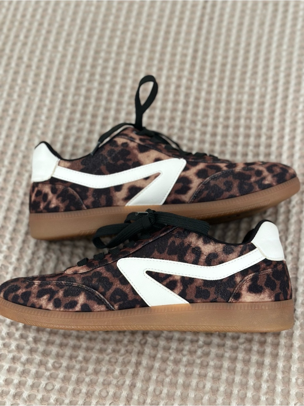 Dolce Vita sneakers